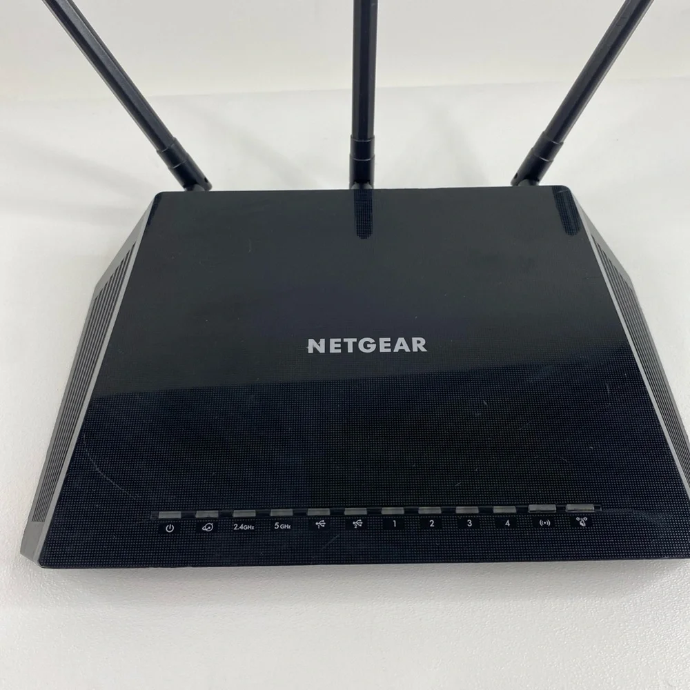 Netgear R6400v2 AC1750 Smart WiFi Router R6400 v2 - Picture 2 of 11